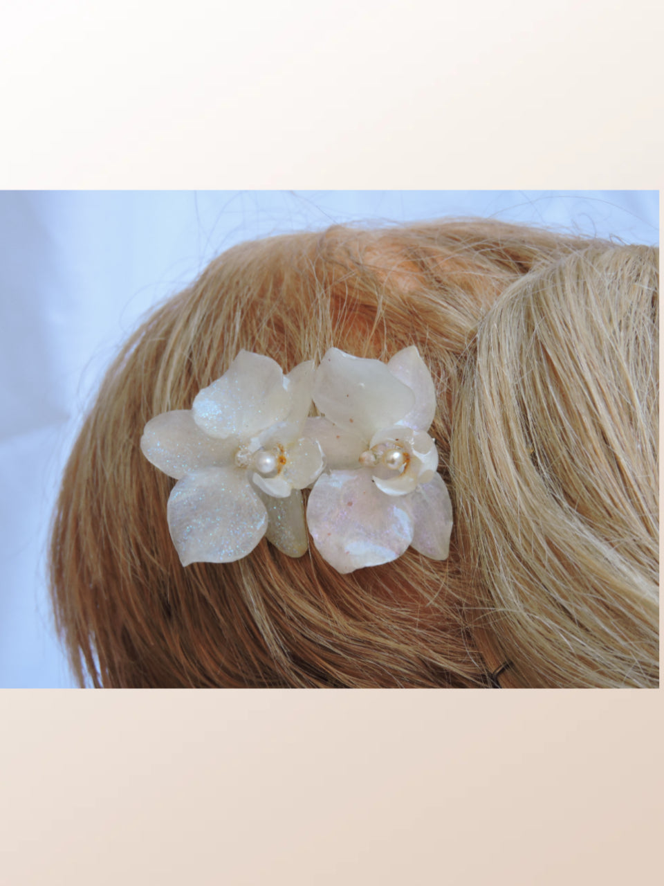 Pinzas del pelo con flor natural resinada